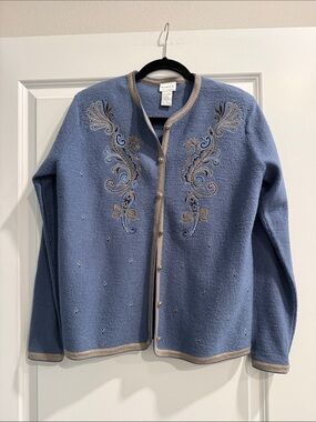 Koret vintage embroidered cardigan sz s